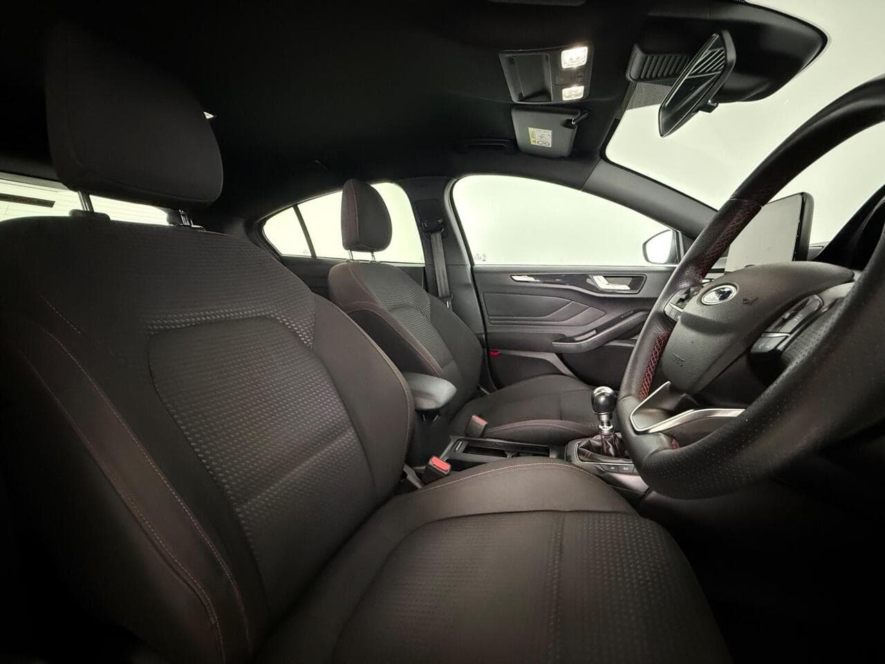 Ford Focus thumbnail Seat Driver