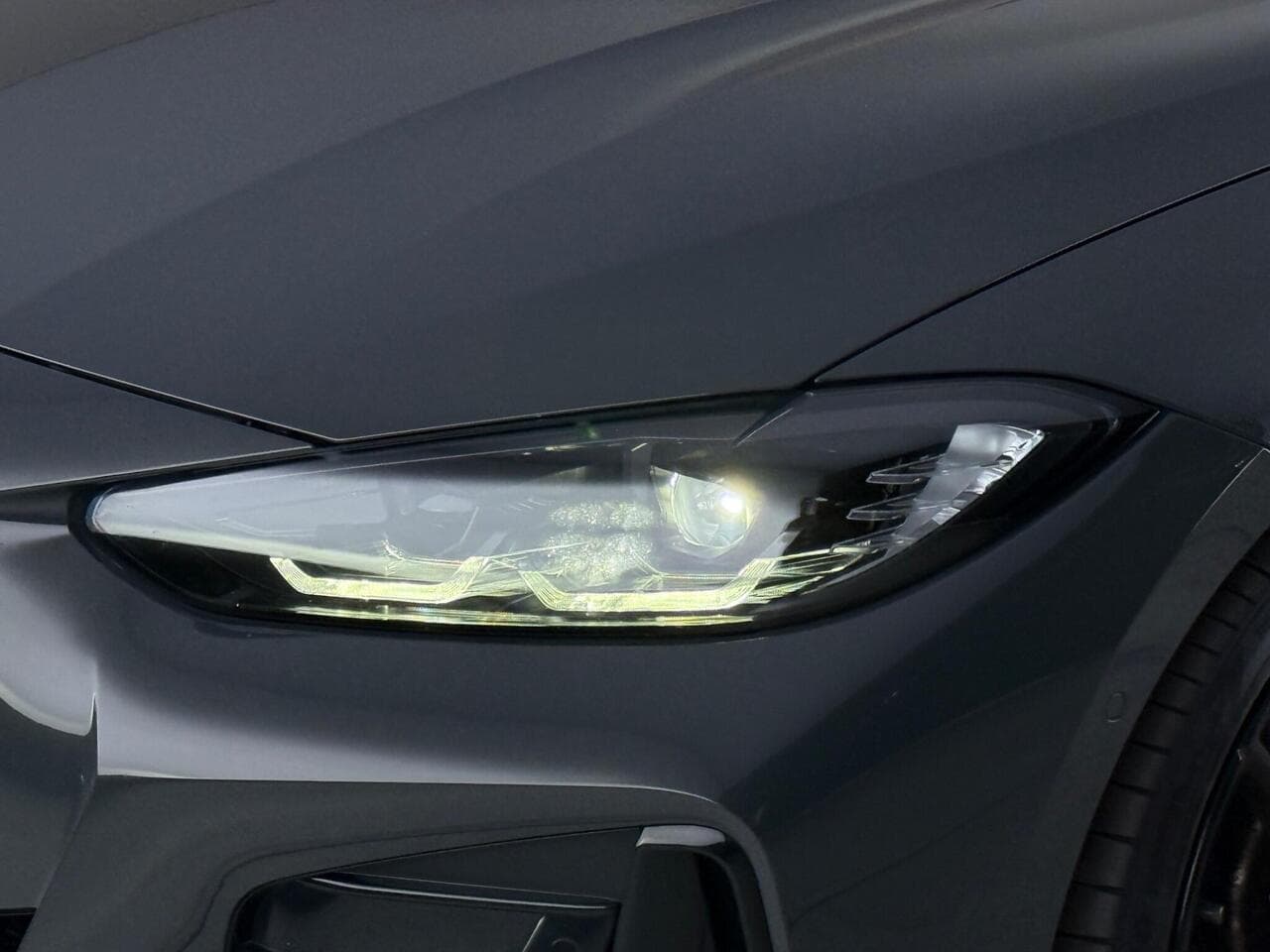 BMW 4 Series thumbnail Lights Front