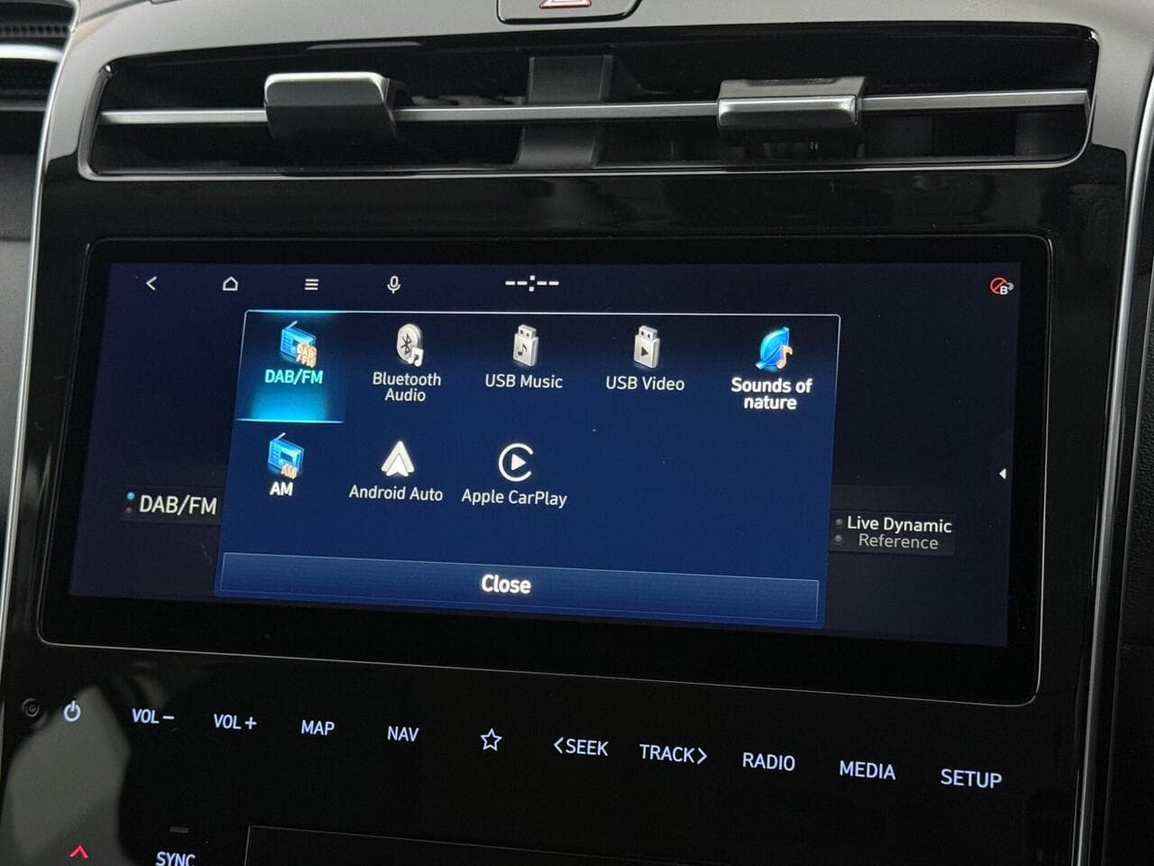 Hyundai TUCSON thumbnail Infotainment System