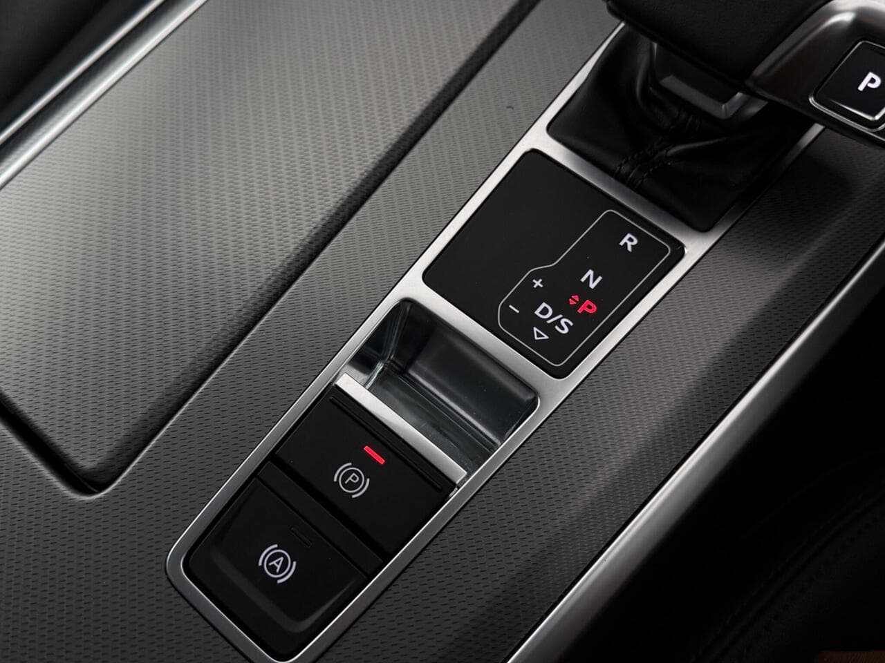 Audi A6 Avant thumbnail Misc Controls