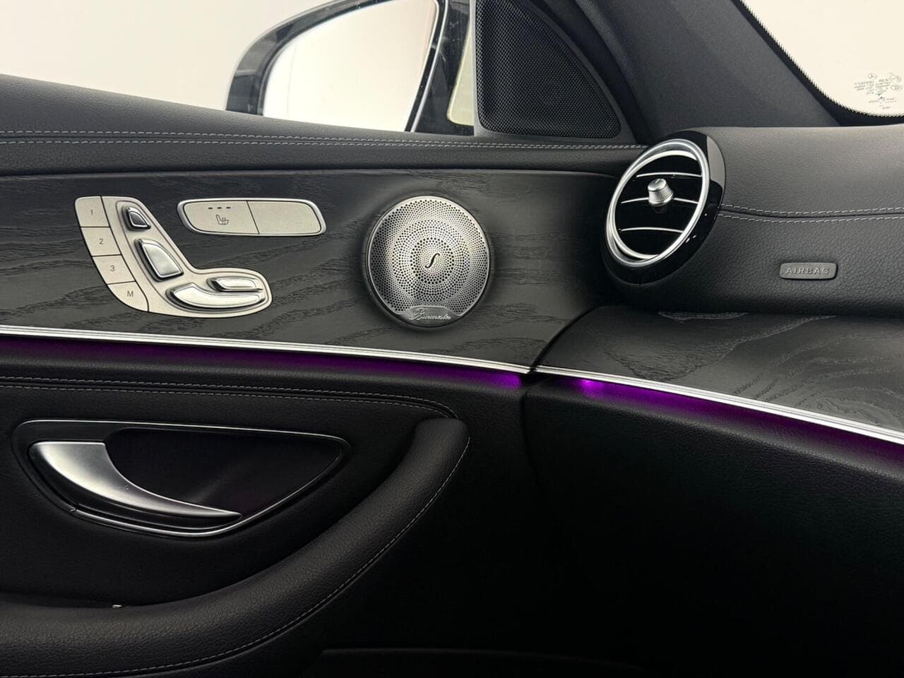 Mercedes-Benz E Class thumbnail Misc Controls