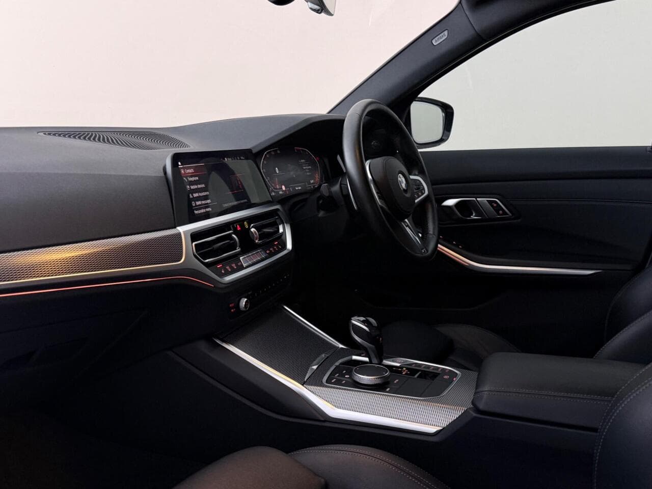 BMW 3 Series thumbnail Interior Front
