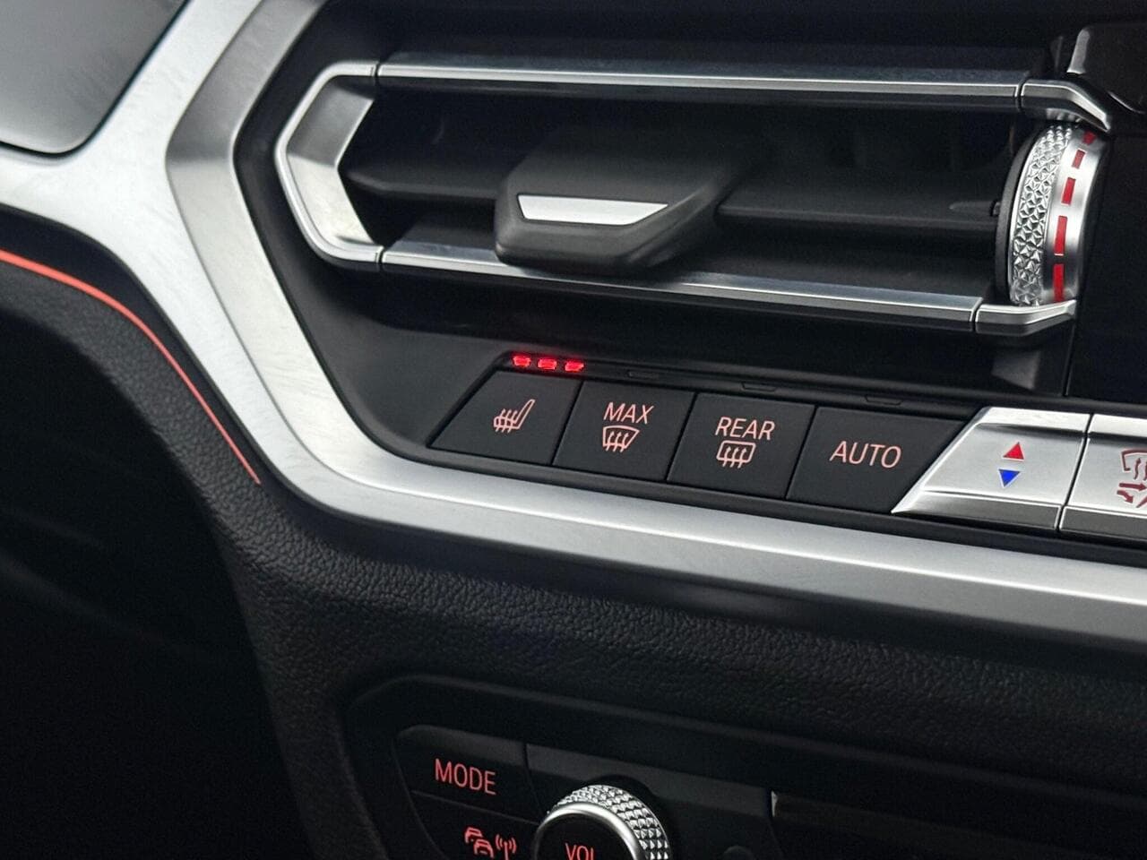 BMW 3 Series thumbnail Misc Controls