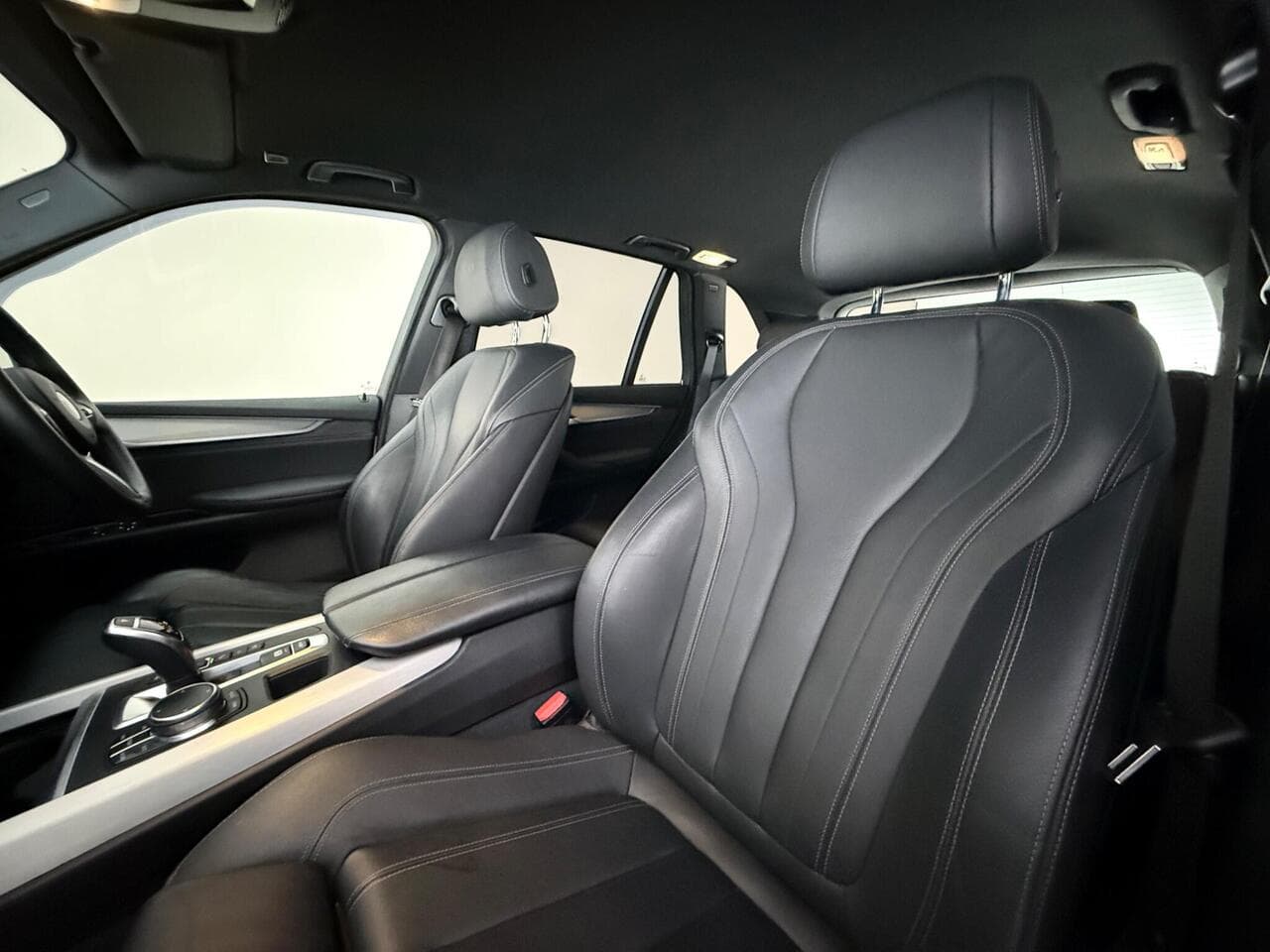 BMW X5 thumbnail Seat Front Passenger