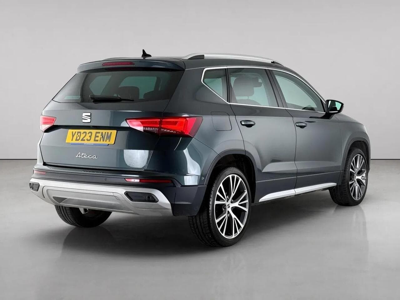 SEAT Ateca thumbnail Rear Right