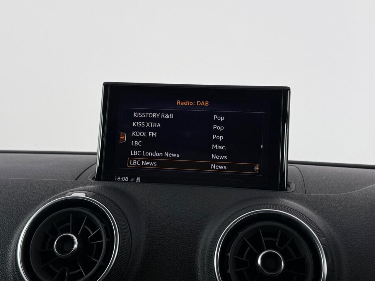 Audi A3 thumbnail Infotainment System
