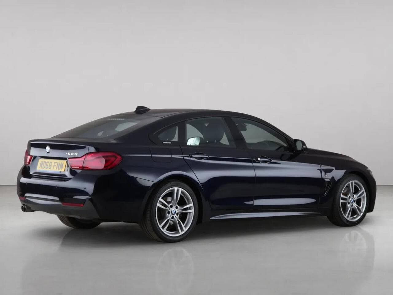BMW 4 Series Gran Coupe thumbnail Rear Right