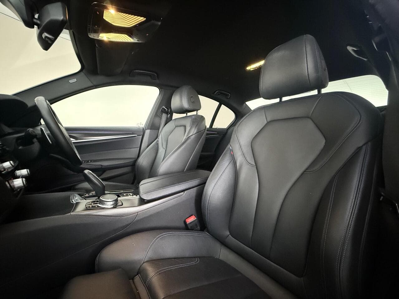 BMW 5 Series thumbnail Seat Front Passenger