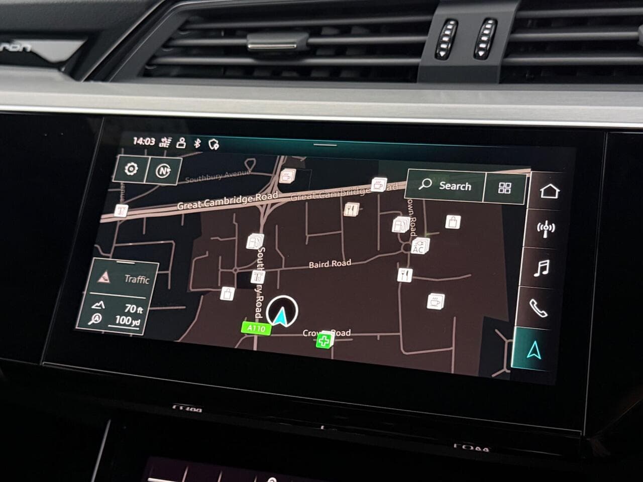 Audi e-tron thumbnail Infotainment System
