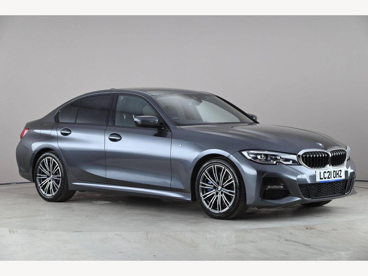 BMW 3 Series - BMW 3 Series 2.0 330i M Sport Auto Euro 6 (s/s) 4dr