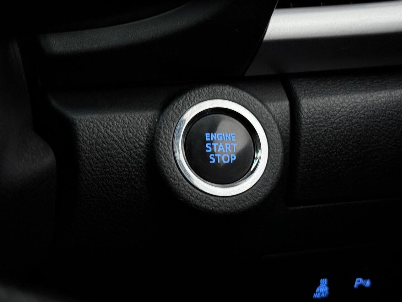 Toyota Hilux thumbnail Misc Controls