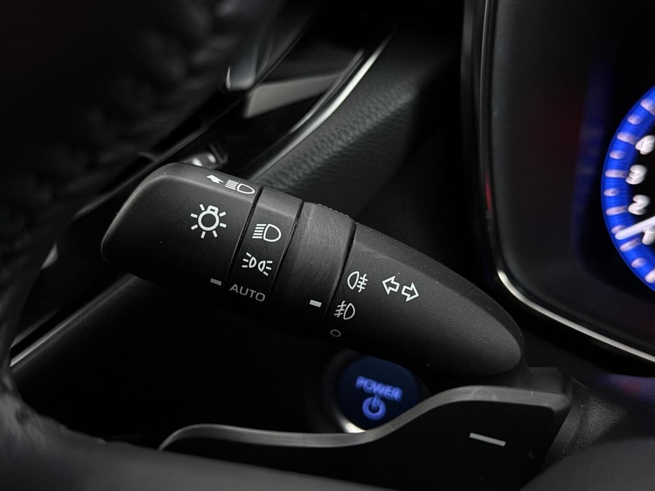 Toyota Corolla thumbnail Misc Controls