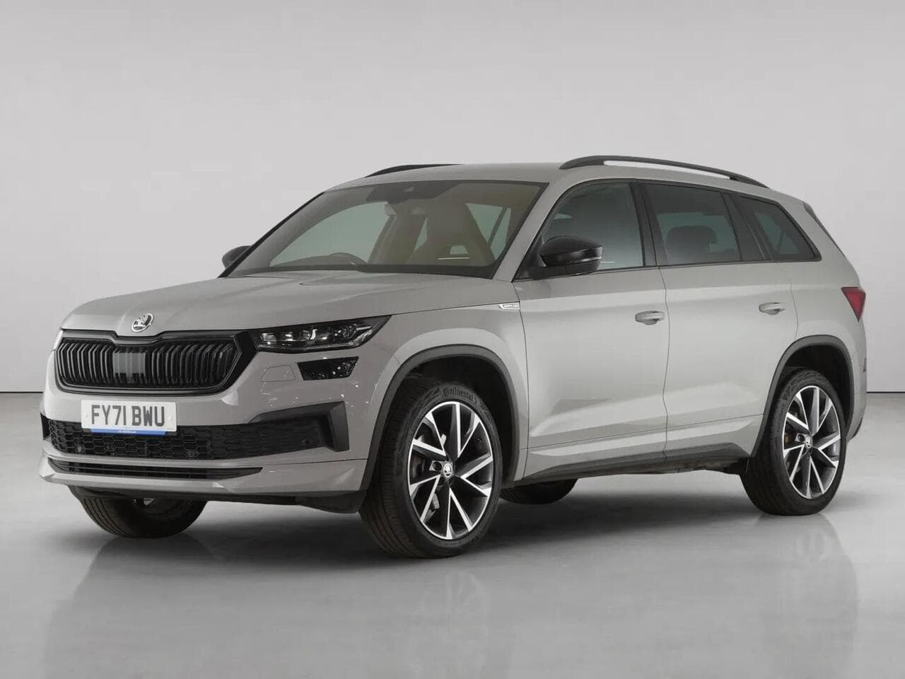 Skoda Kodiaq thumbnail Front Left