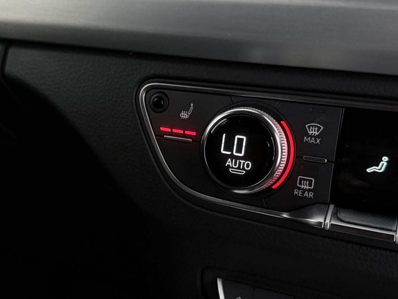 Audi Q5 thumbnail Misc Controls