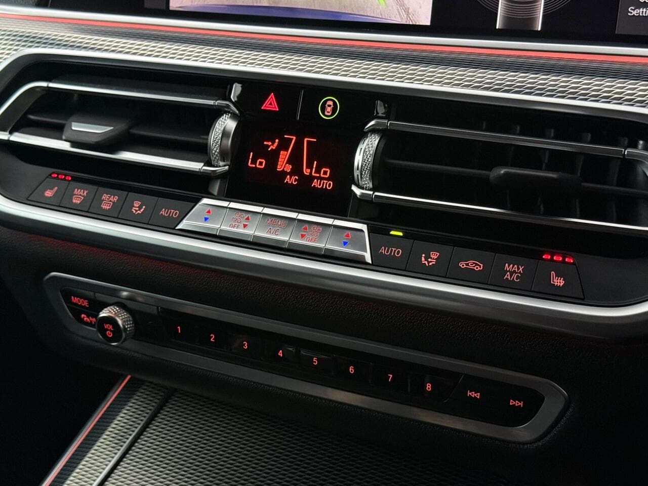 BMW X5 thumbnail Interior Front