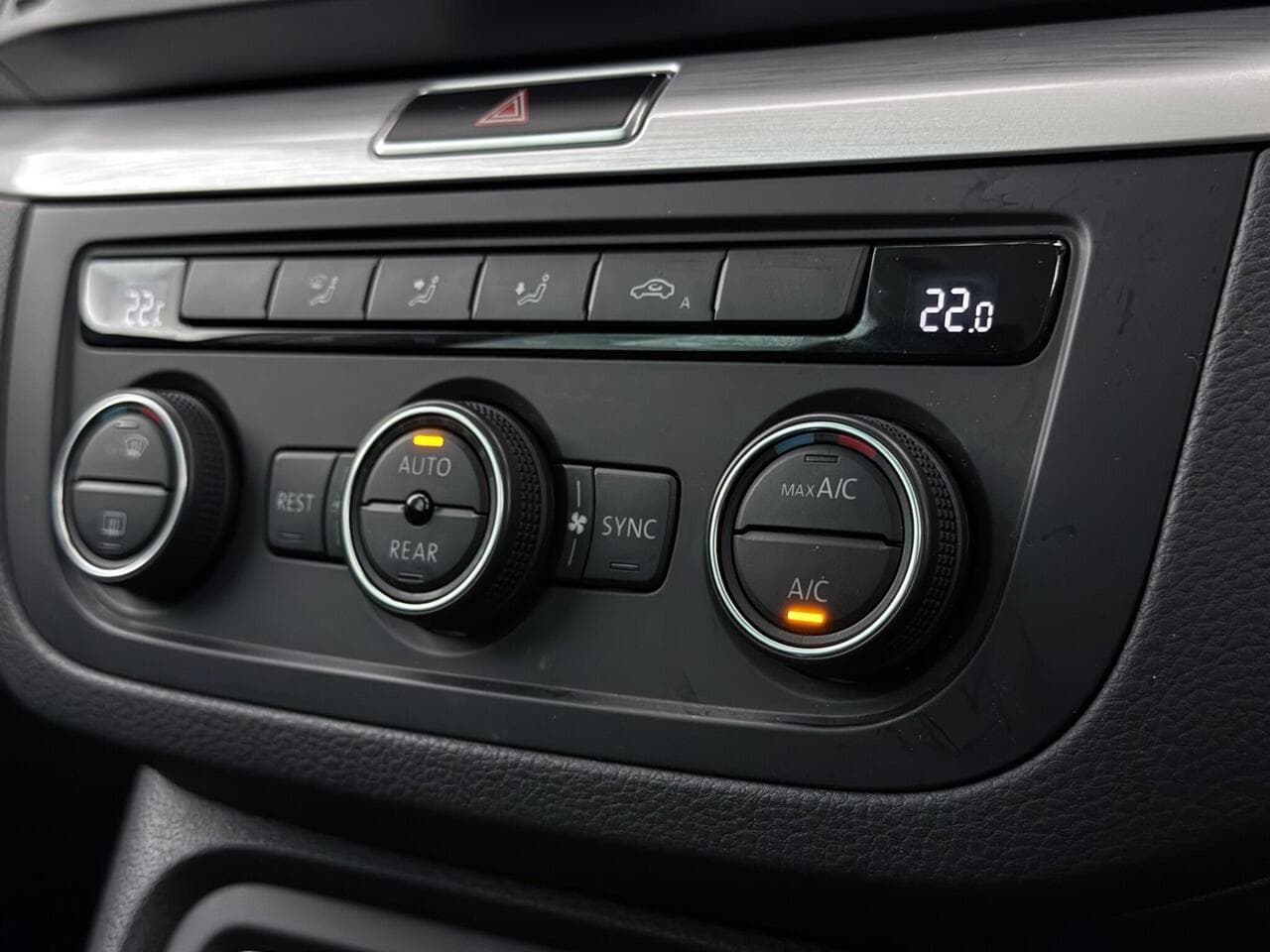 Volkswagen Sharan thumbnail Inconclusive