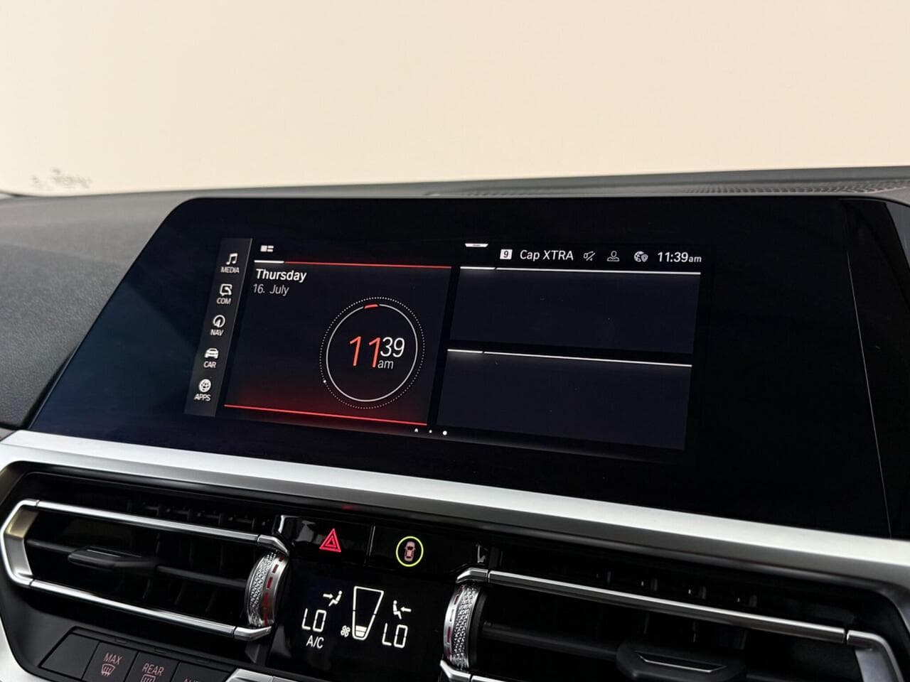 BMW 3 Series thumbnail Infotainment System