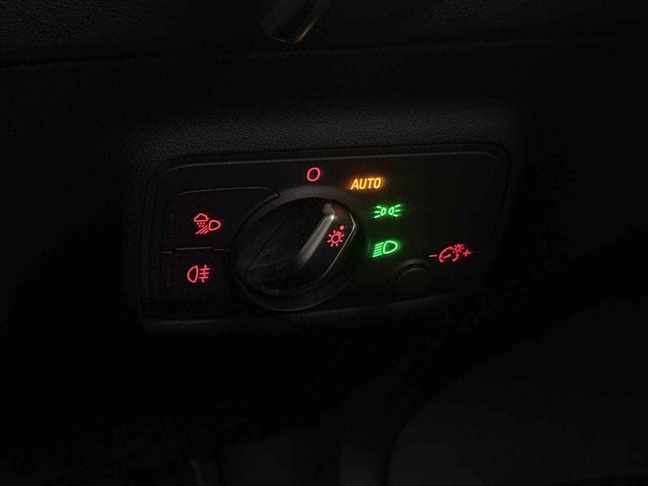 Audi TT thumbnail Misc Controls