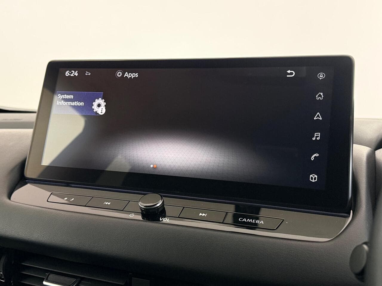 Nissan Qashqai thumbnail Infotainment System