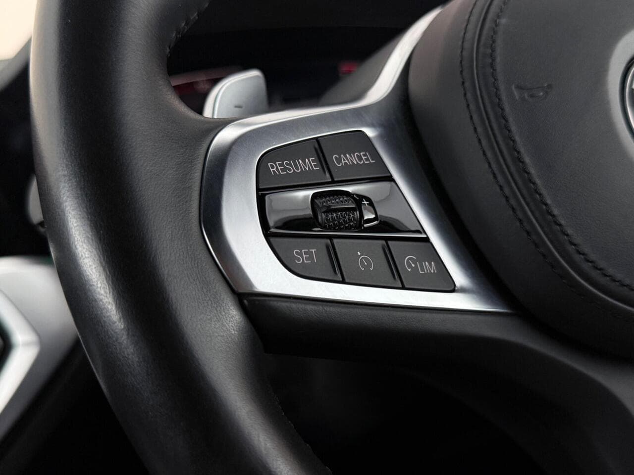BMW 3 Series thumbnail Misc Controls