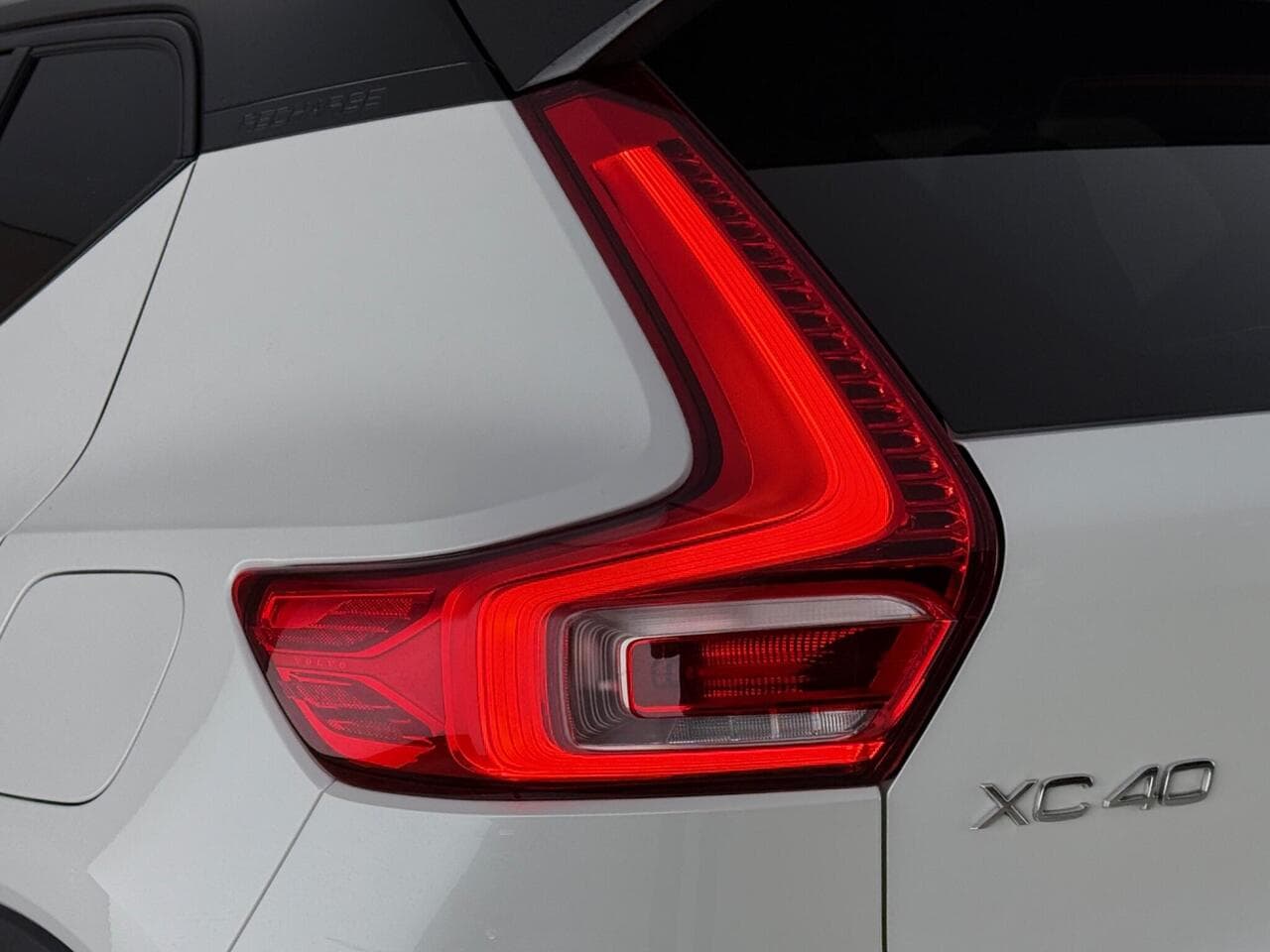 Volvo XC40 thumbnail Lights Rear