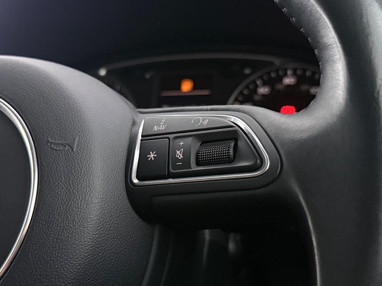 Audi A1 thumbnail Misc Controls