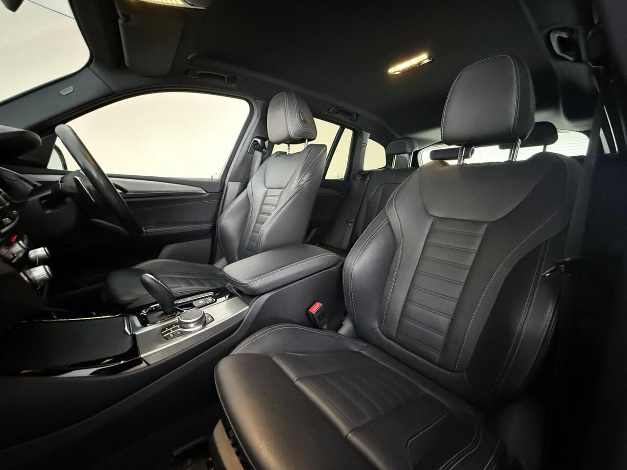 BMW X3 thumbnail Seat Front Passenger