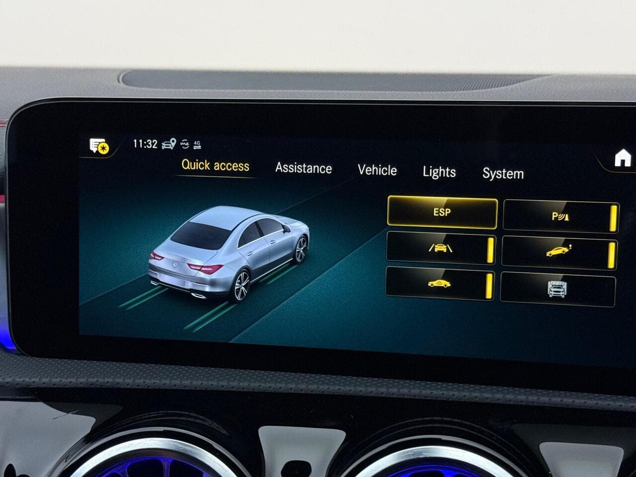 Mercedes-Benz CLA thumbnail Infotainment System