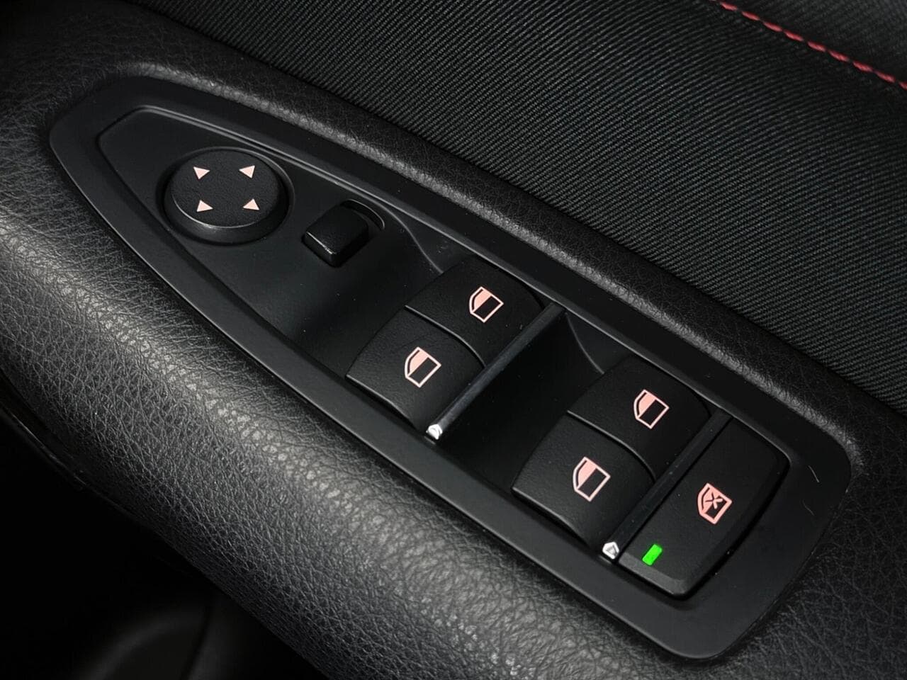 BMW 1 Series thumbnail Misc Controls
