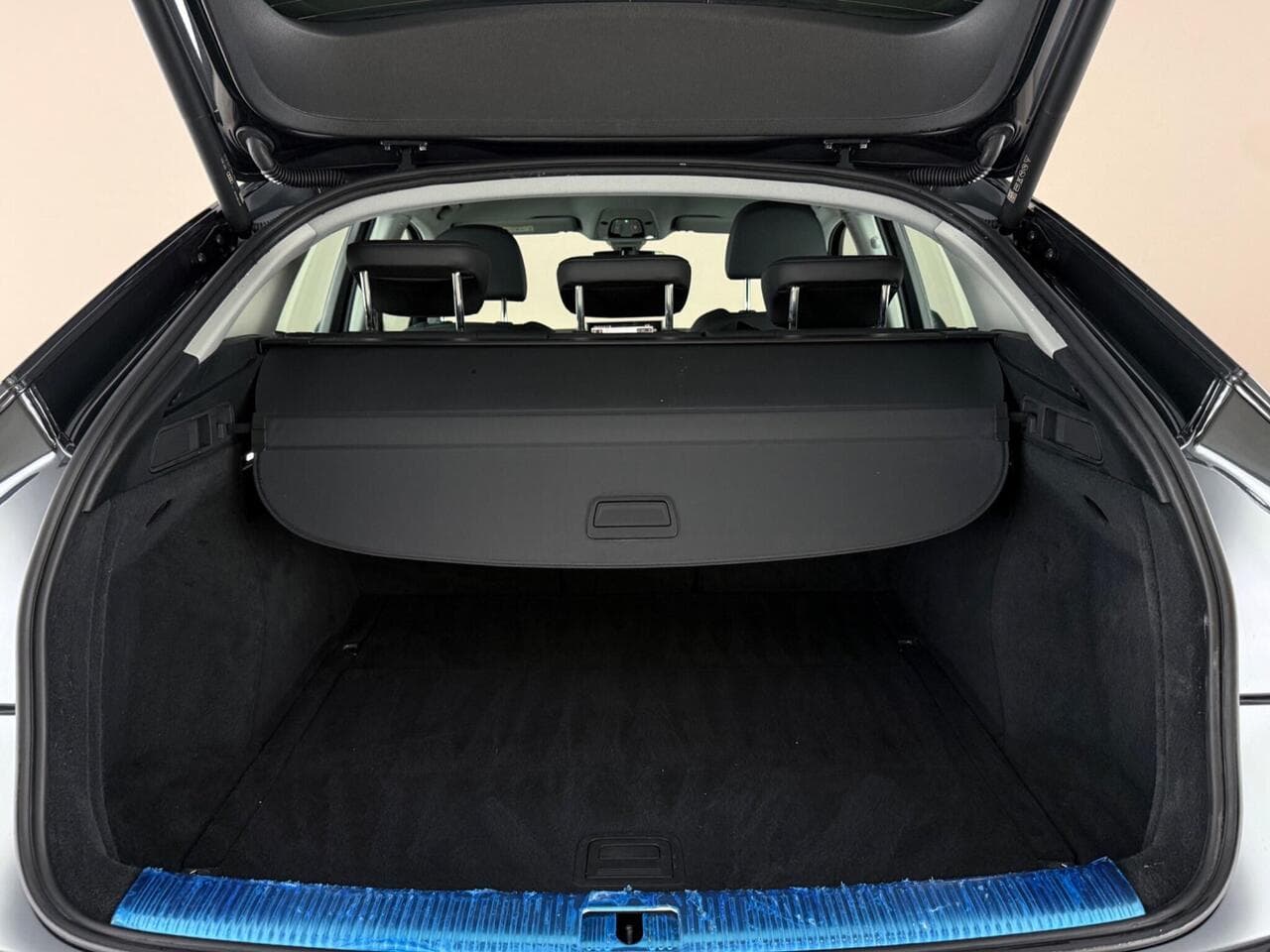Audi Q5 thumbnail Boot