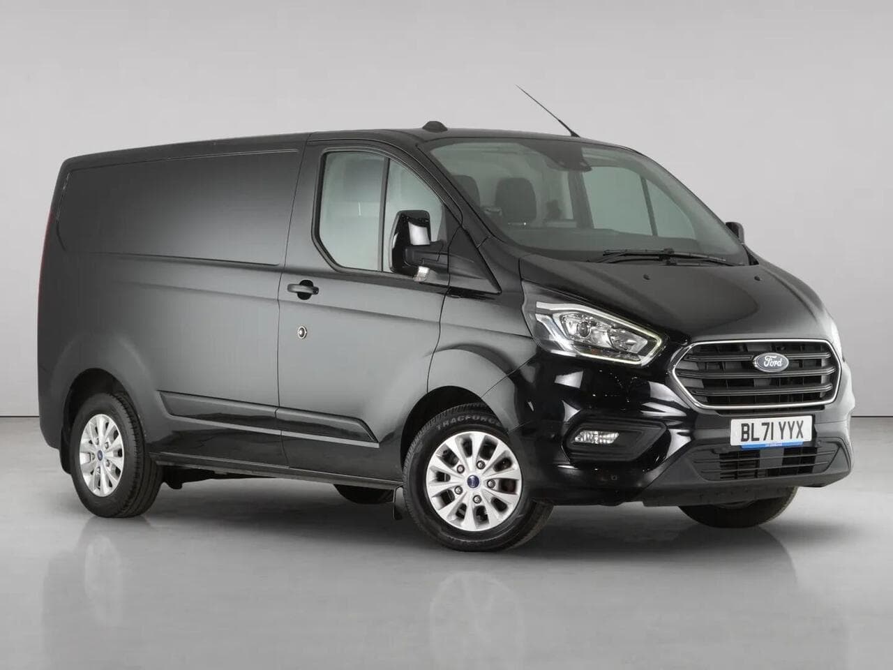 Ford Transit Custom - Ford Transit Custom 2.0 340 EcoBlue Limited Auto L1 H1 Euro 6 (s/s) 5dr