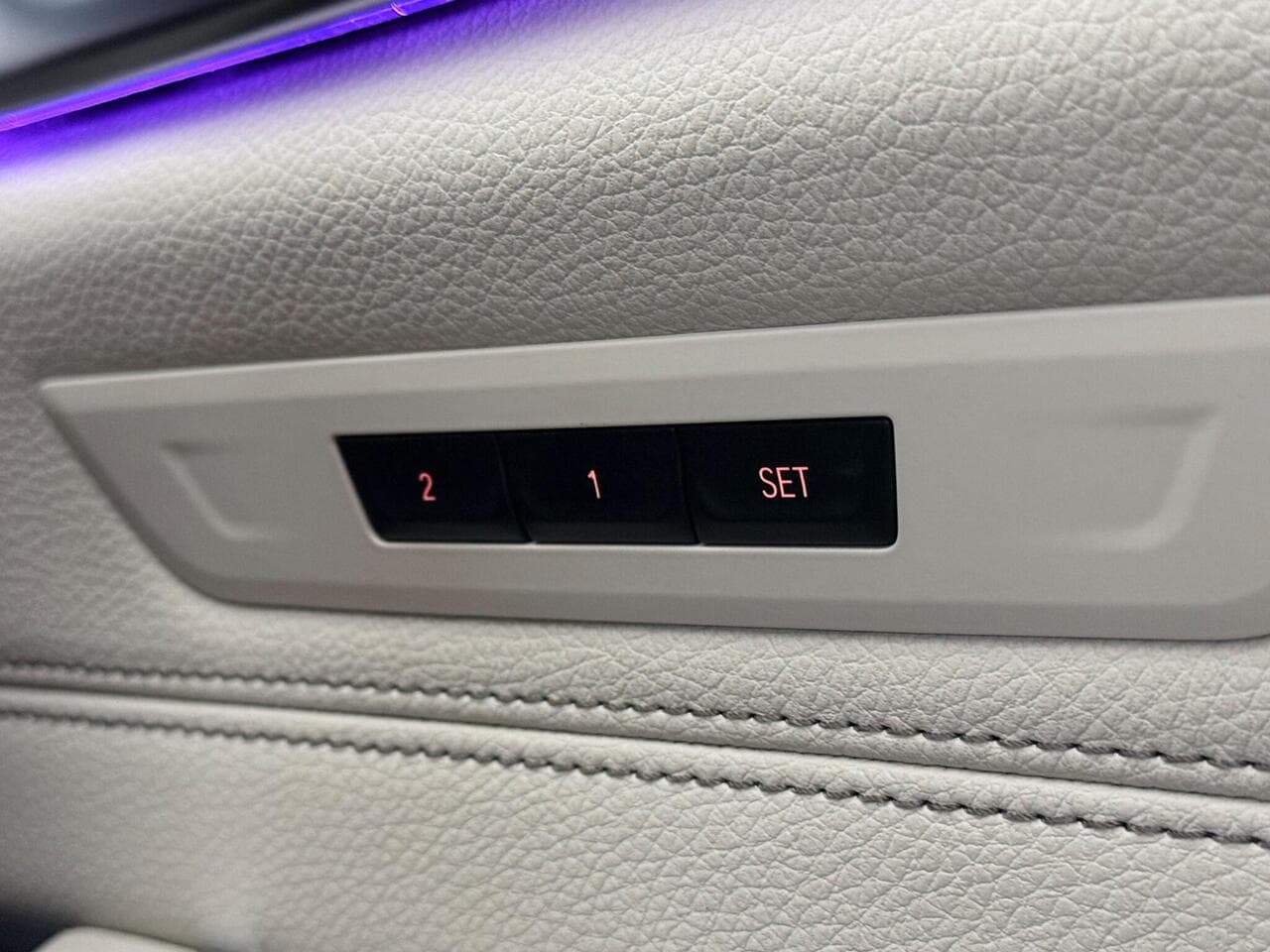 BMW 6 Series Gran Turismo thumbnail Misc Controls