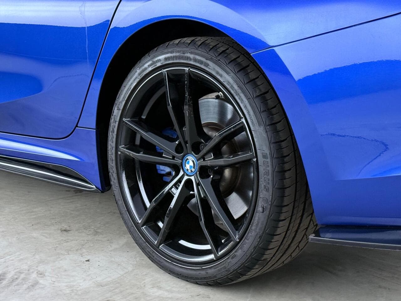 BMW 3 Series thumbnail Wheel