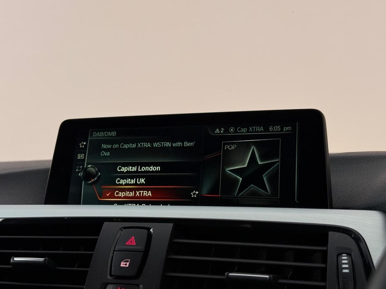 BMW 4 Series thumbnail Infotainment System