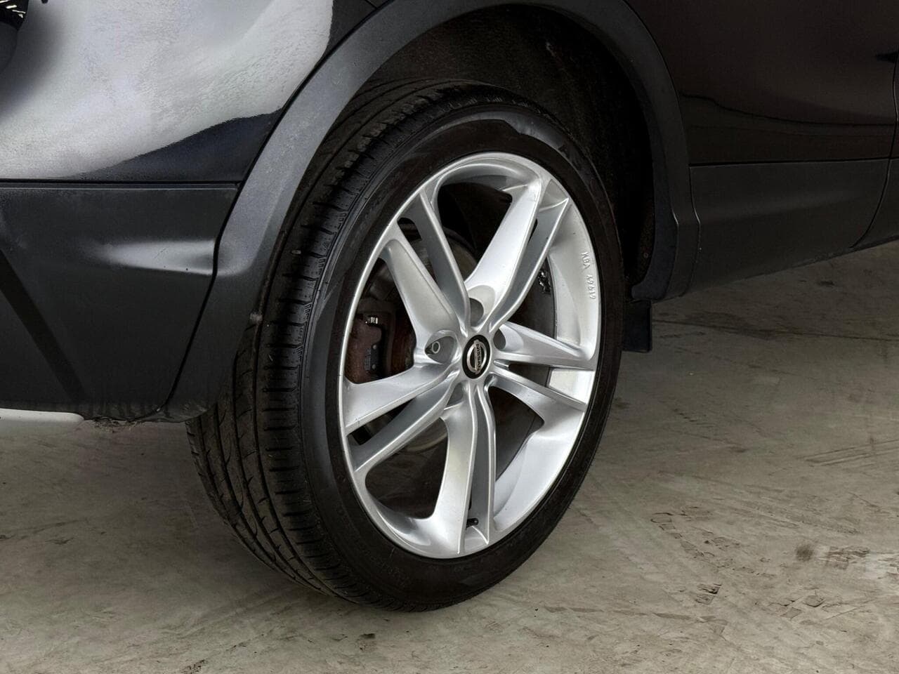 Nissan Qashqai thumbnail Wheel