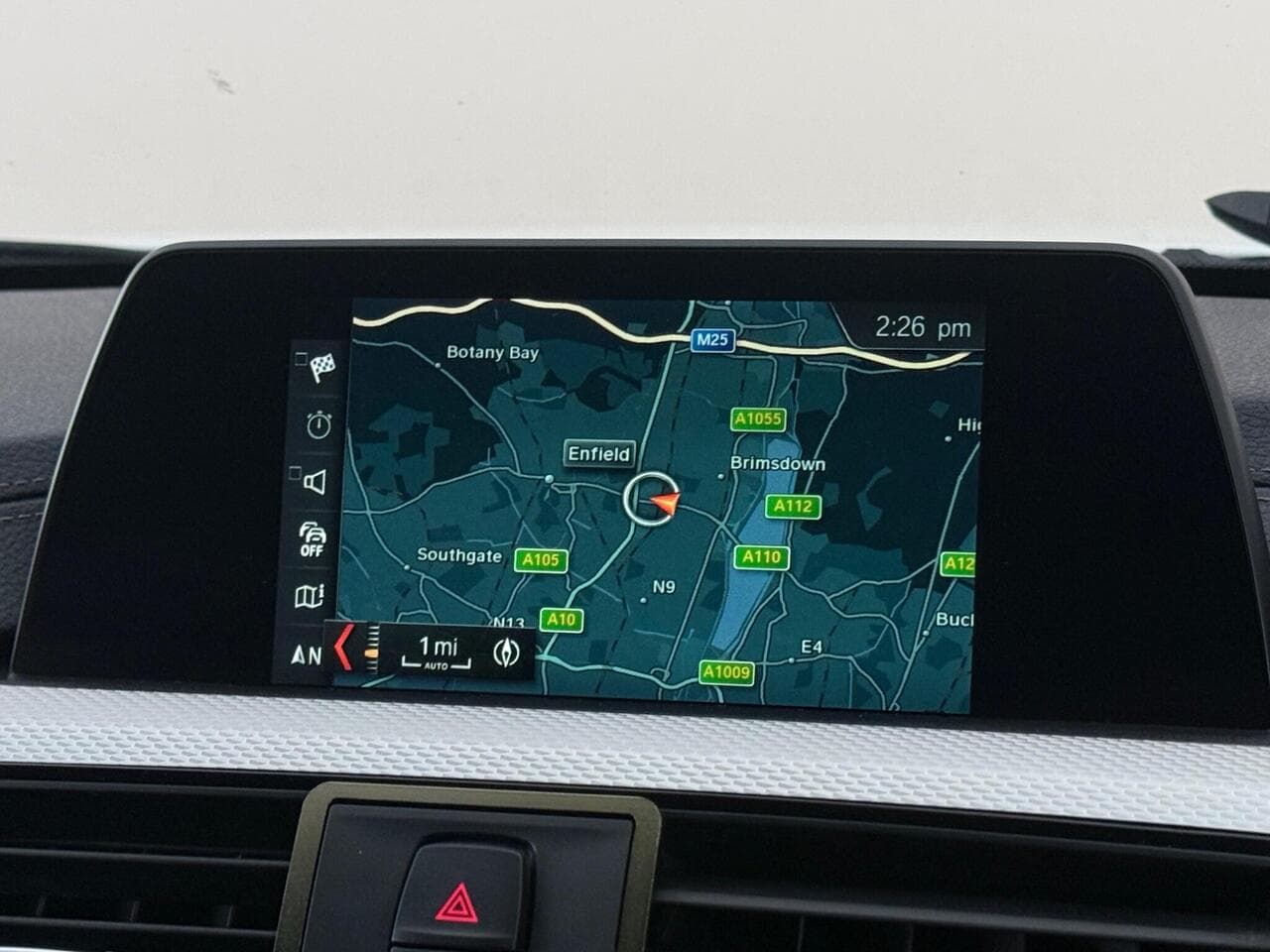 BMW 3 Series thumbnail Infotainment System