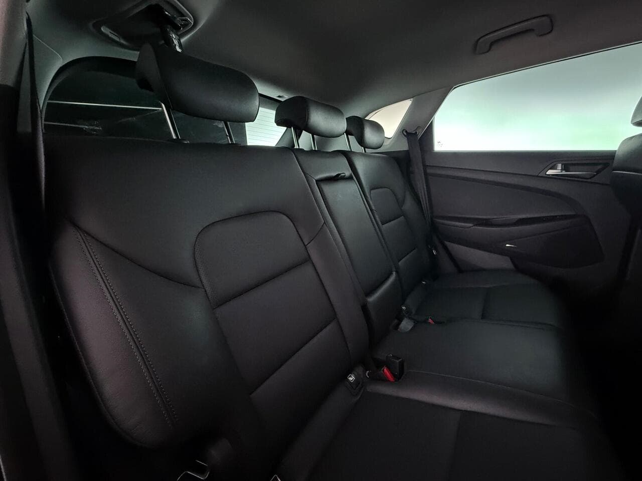 Hyundai TUCSON thumbnail Seats Rear