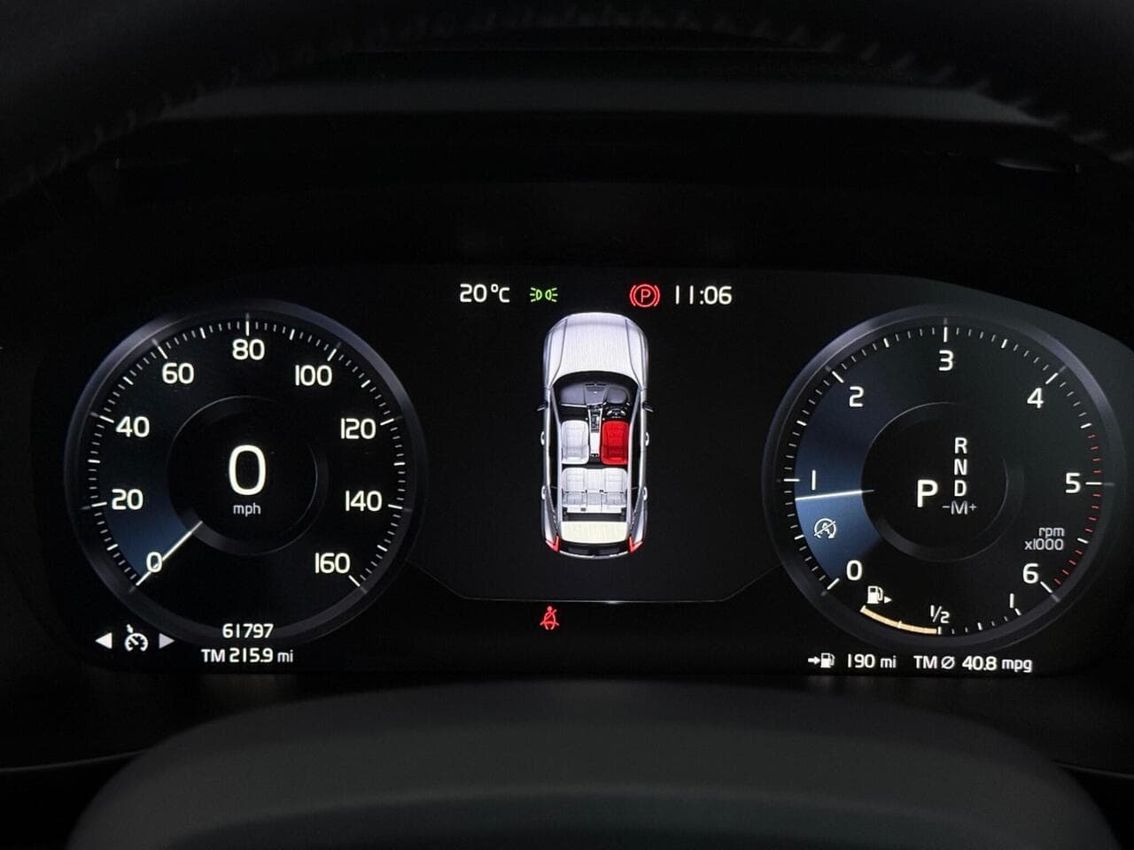 Volvo XC40 thumbnail Driver Instruments