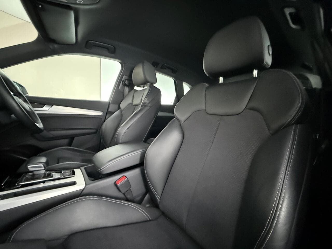 Audi Q5 thumbnail Seat Front Passenger