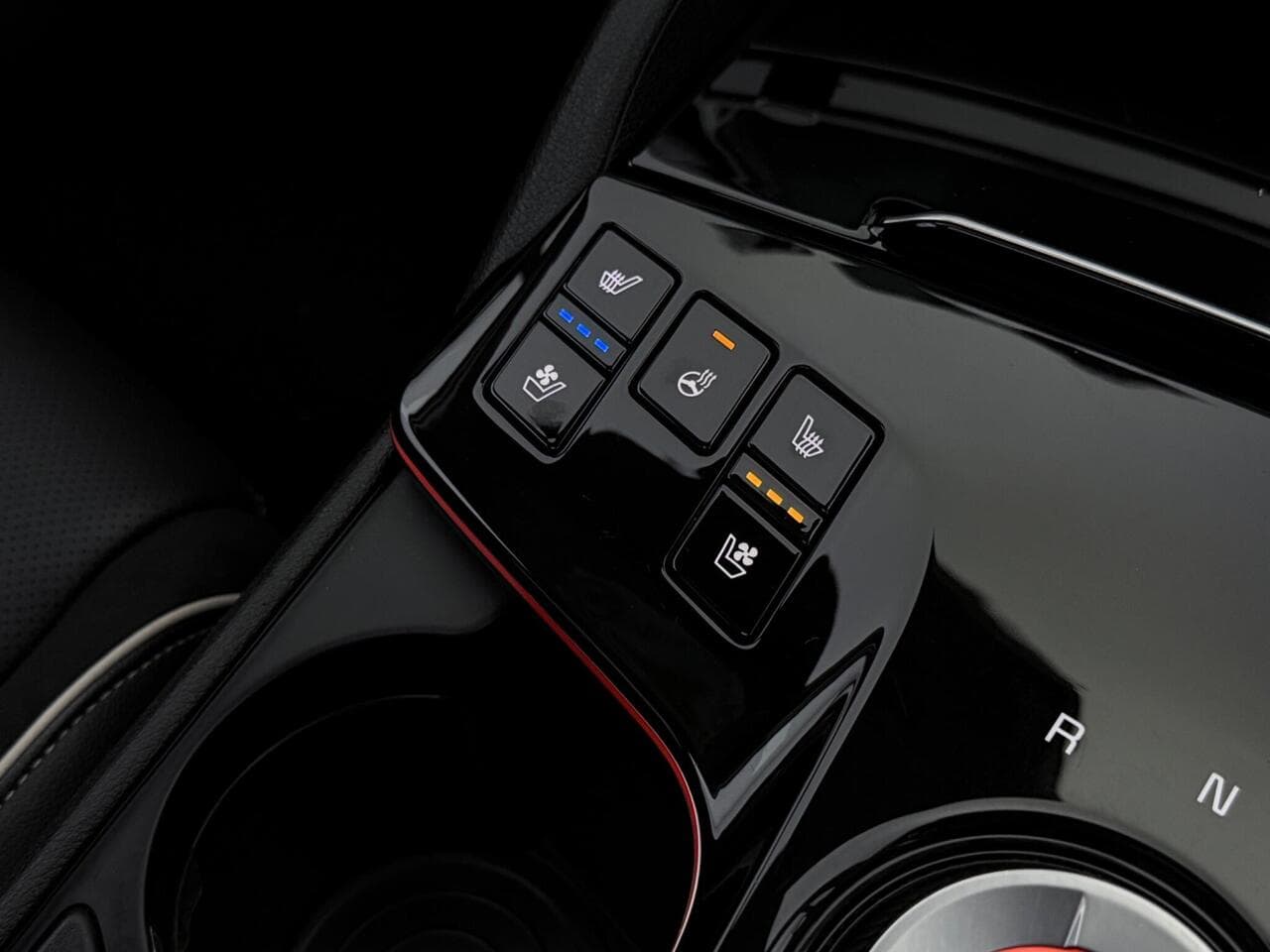 Kia Sportage thumbnail Misc Controls