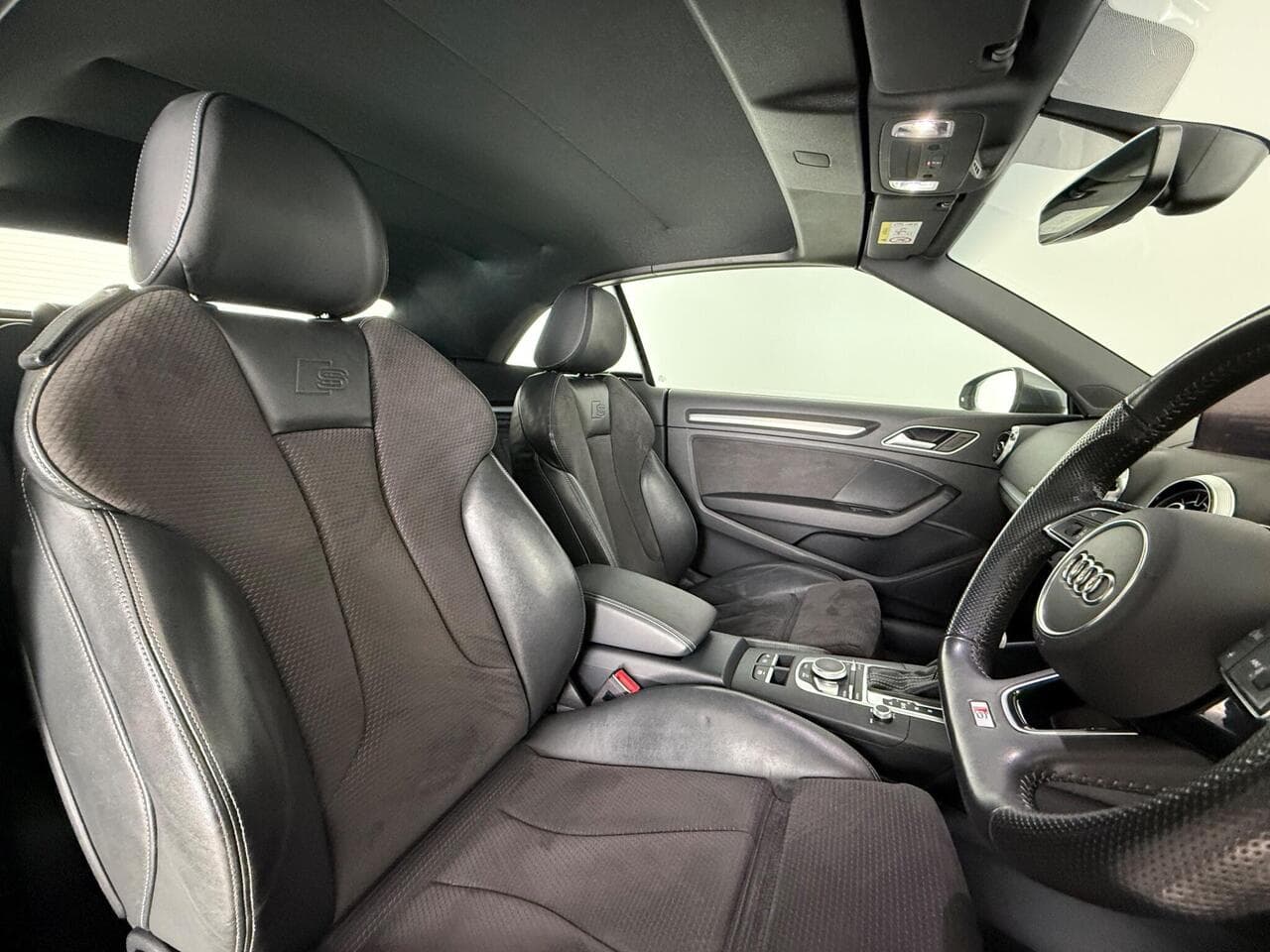 Audi A3 Cabriolet thumbnail Seat Driver