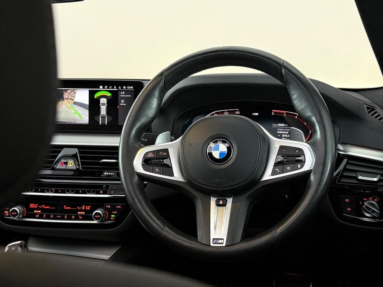 BMW 5 Series thumbnail Steering Wheel