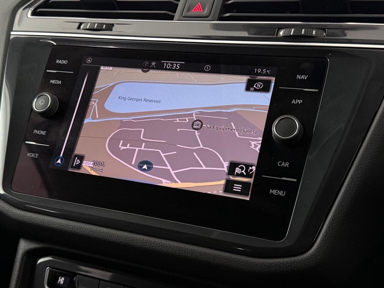 Volkswagen Tiguan Allspace thumbnail Infotainment System