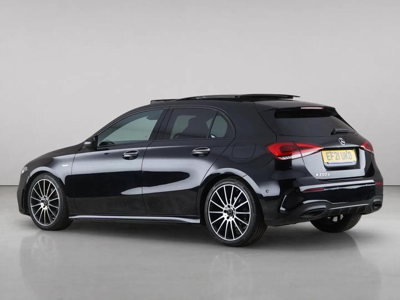 Mercedes-Benz A Class thumbnail Rear Left