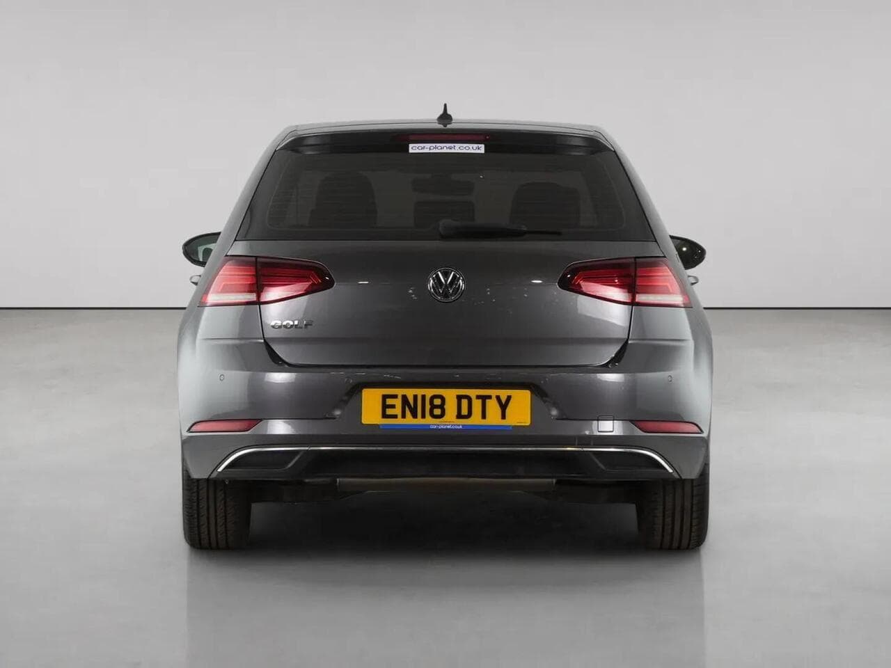 Volkswagen Golf thumbnail Rear
