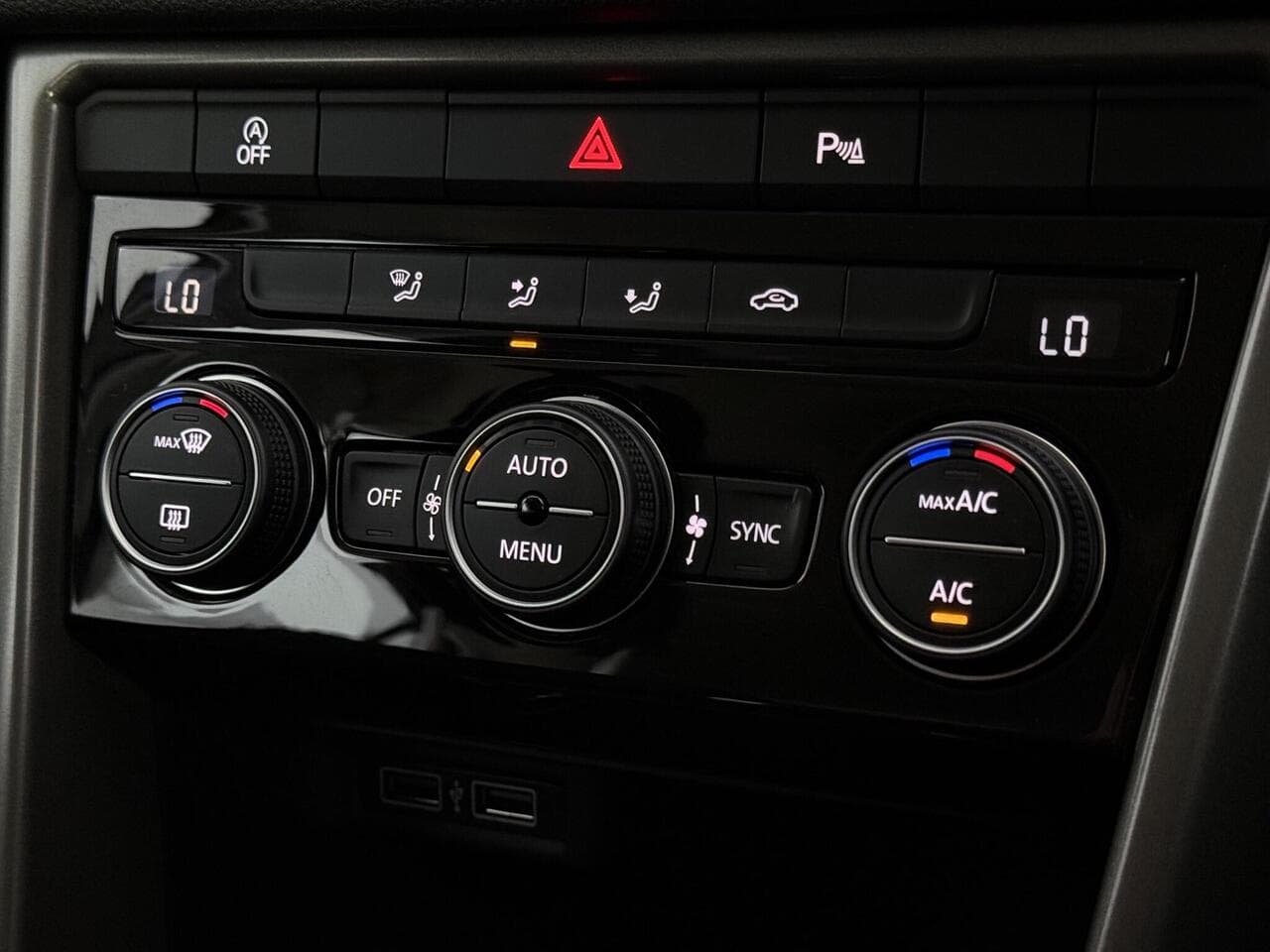 Volkswagen T-Roc thumbnail Misc Controls