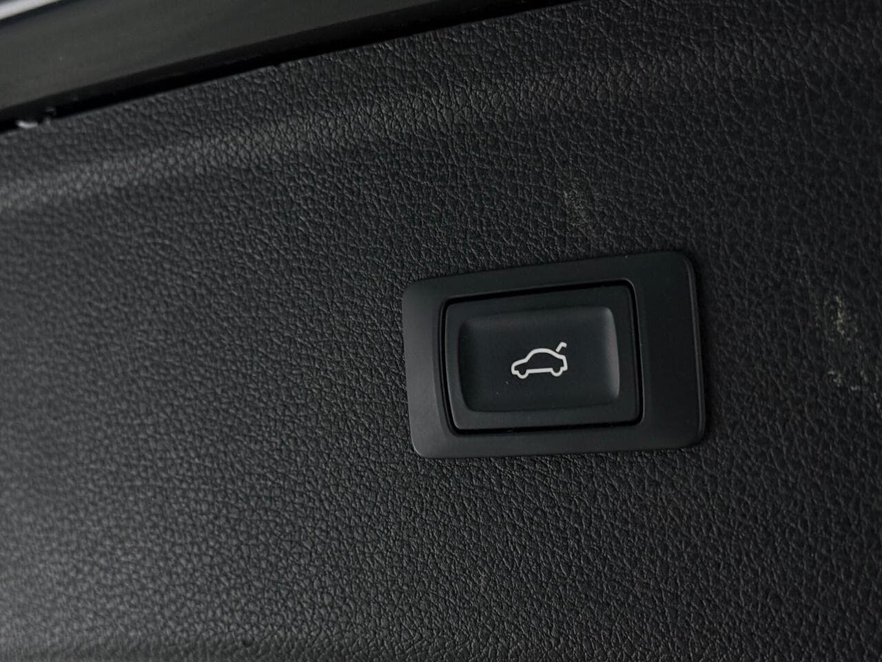 Audi Q5 thumbnail Misc Controls