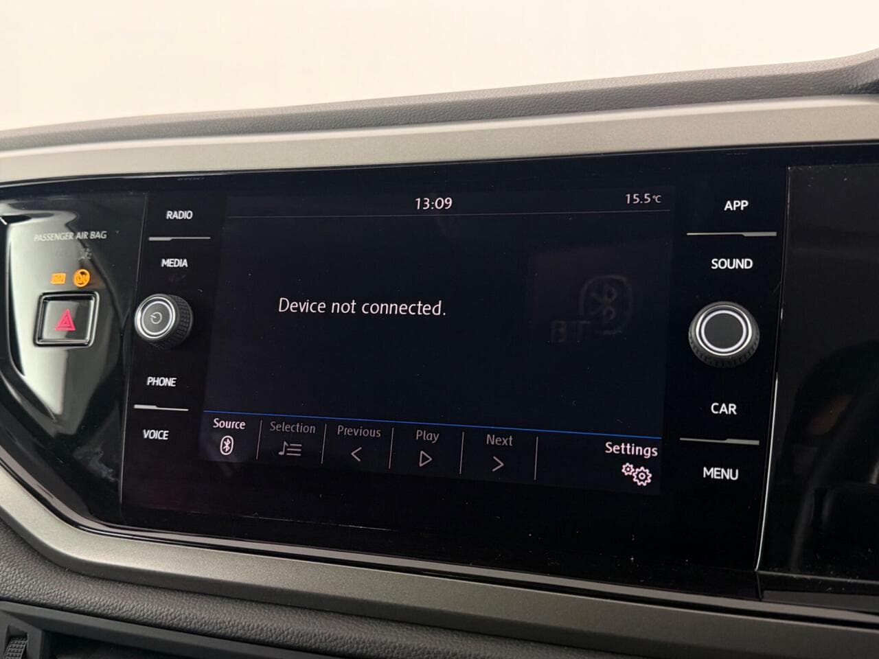 Volkswagen Polo thumbnail Infotainment System