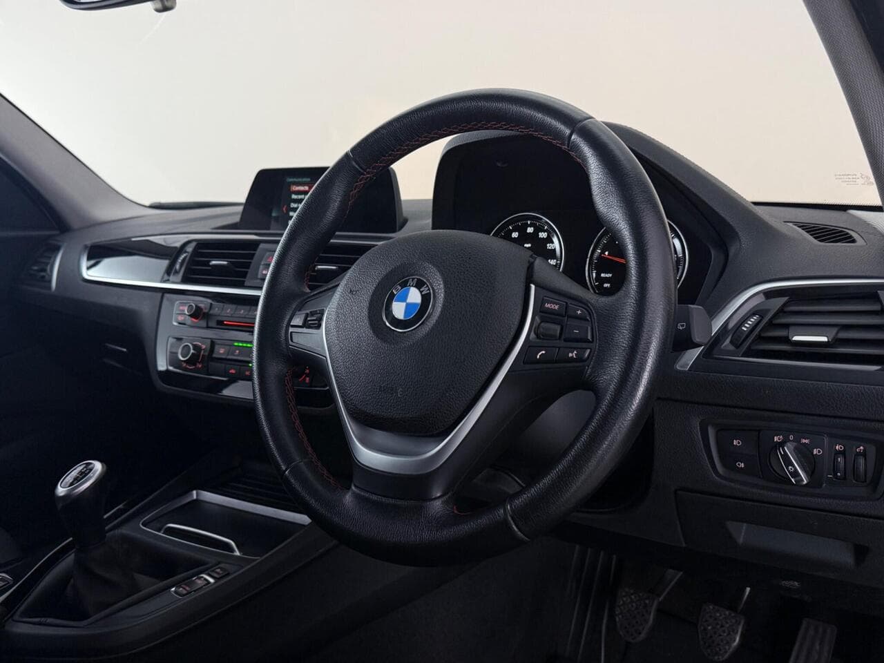 BMW 1 Series thumbnail Steering Wheel