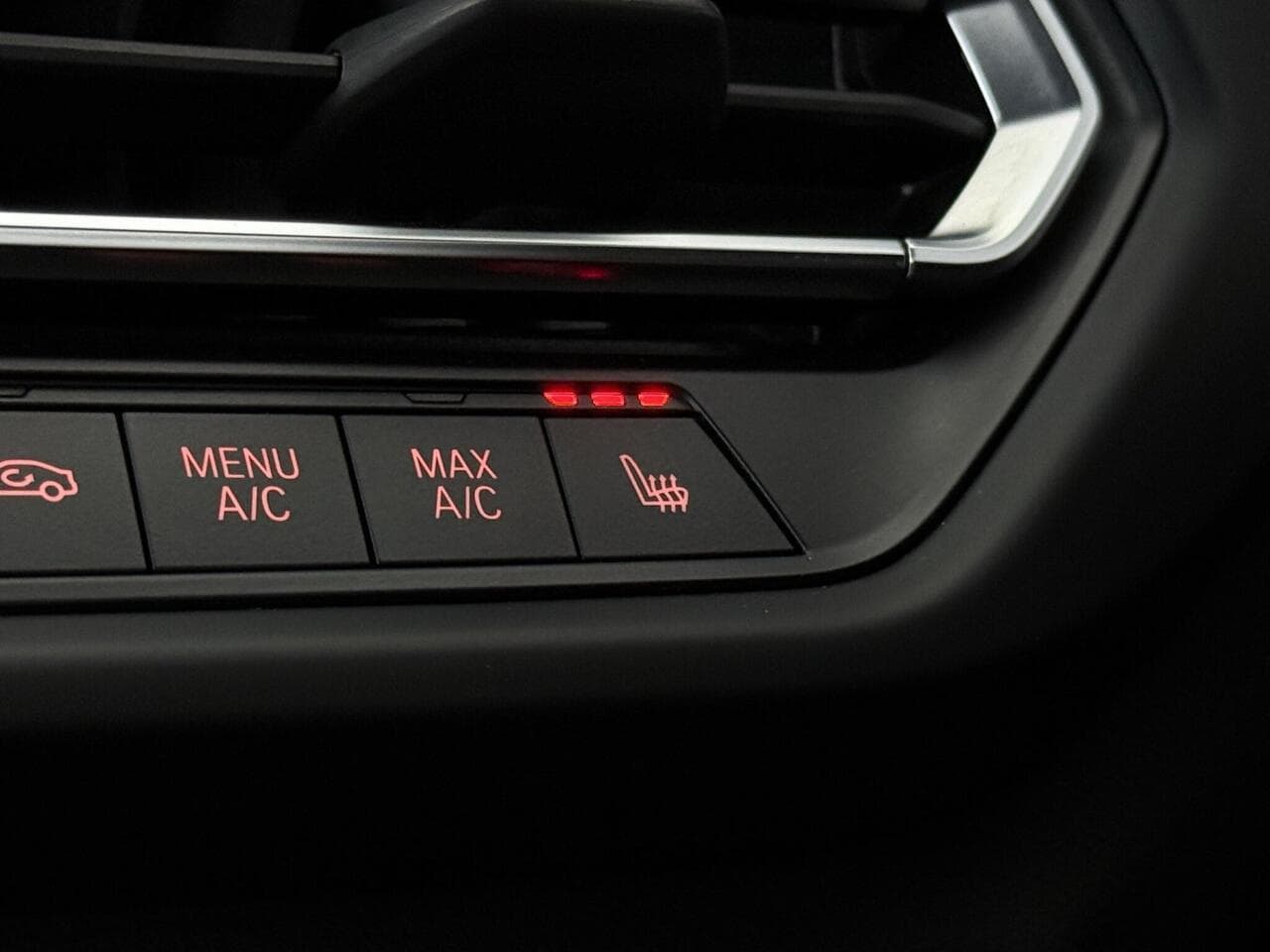 BMW 1 Series thumbnail Misc Controls